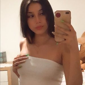 Meet your Posher, Pamela